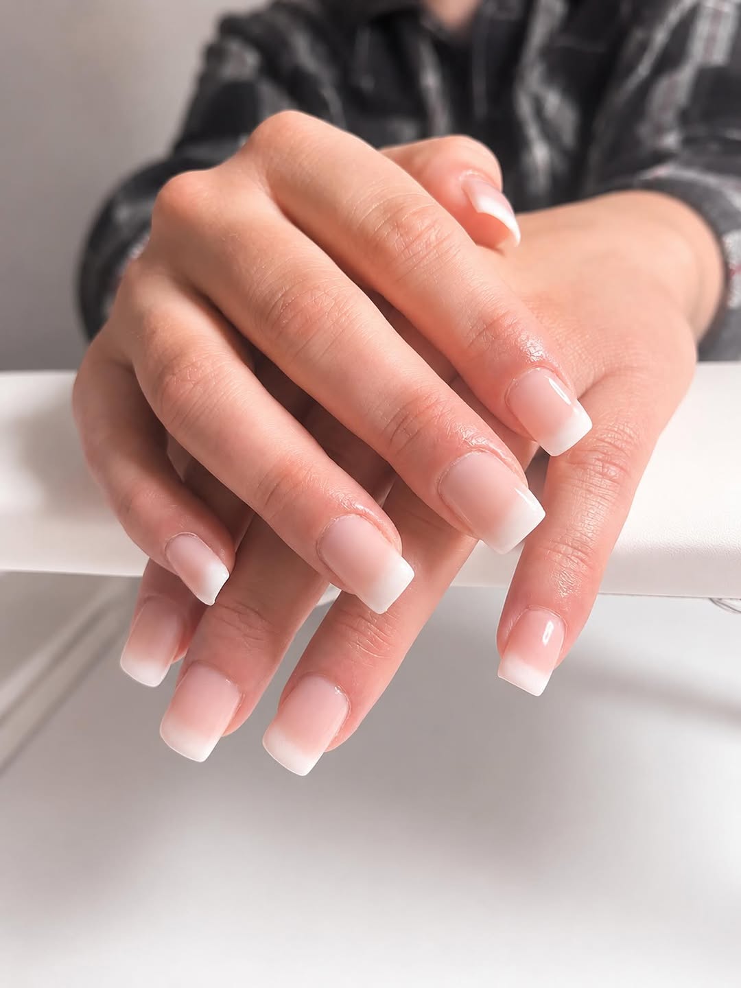Französische Nageloptik